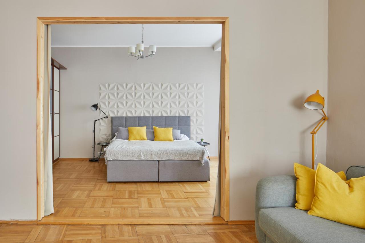 Prague Days - Modern Apt W Retro Elements - New Town Ngoại thất bức ảnh