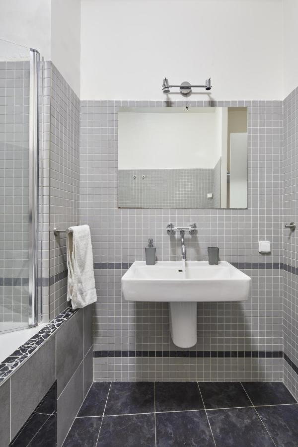 Prague Days - Modern Apt W Retro Elements - New Town Ngoại thất bức ảnh